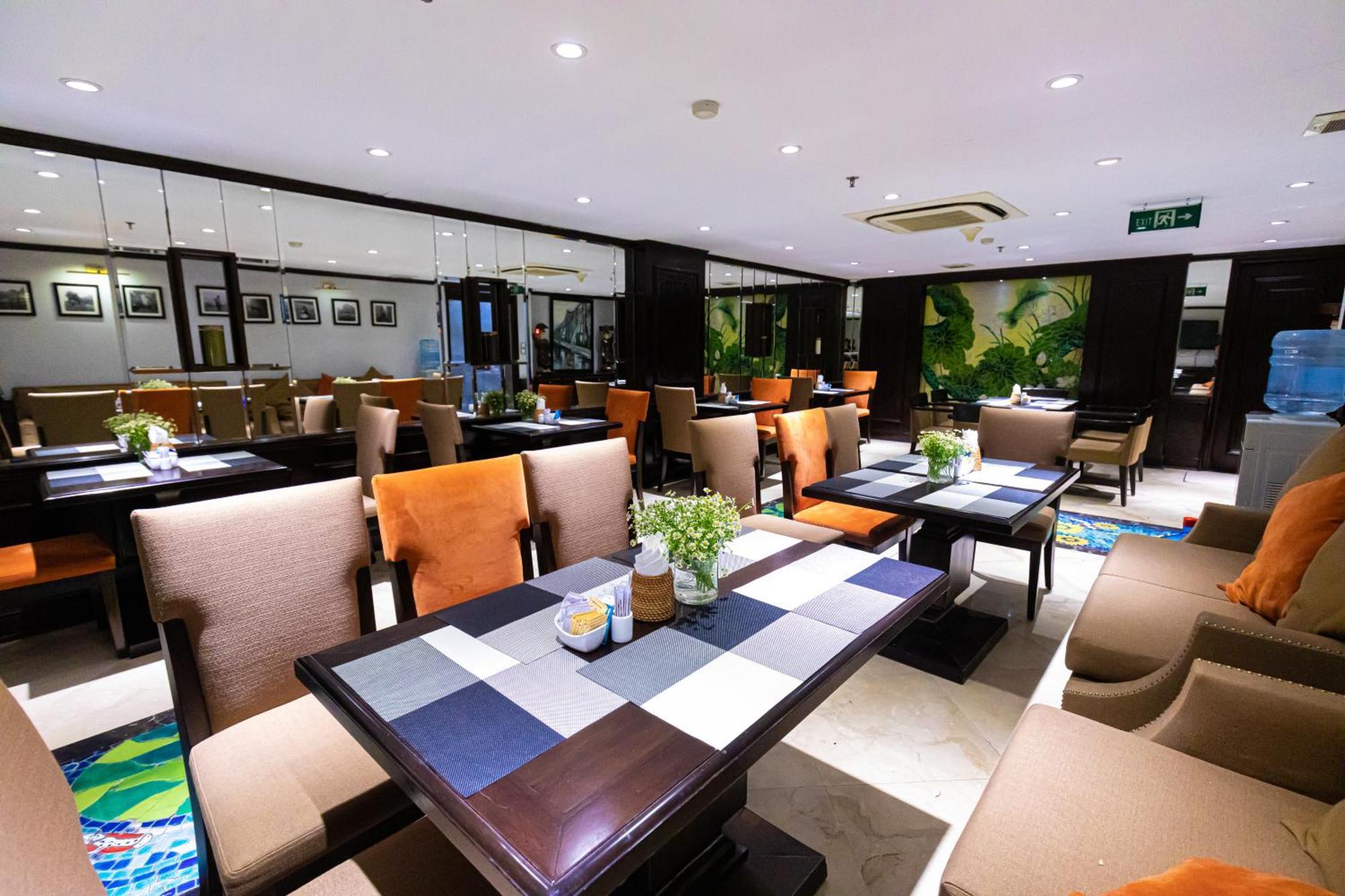 Golden Lotus Luxury Hotel Hanoi Exterior foto